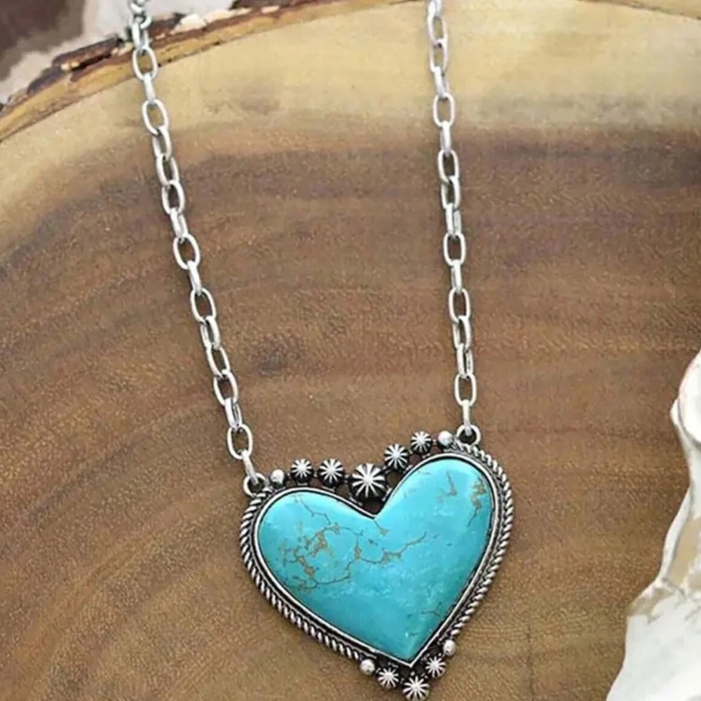 Western Silver Tone Turquoise Color Heart Pendant Necklace